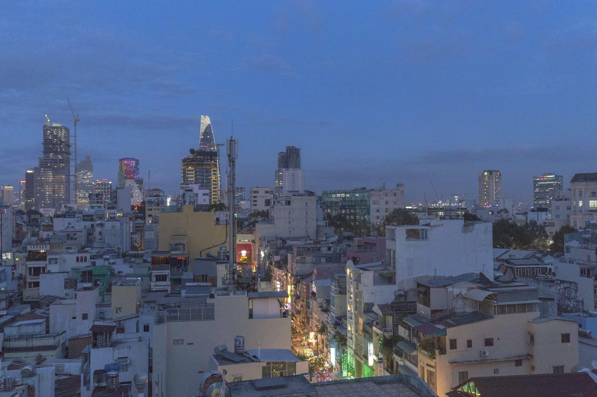 Meraki Boutique Hotel- Bui Vien-Pham Ngu Lao Street Ho Chi Minh City Exterior photo